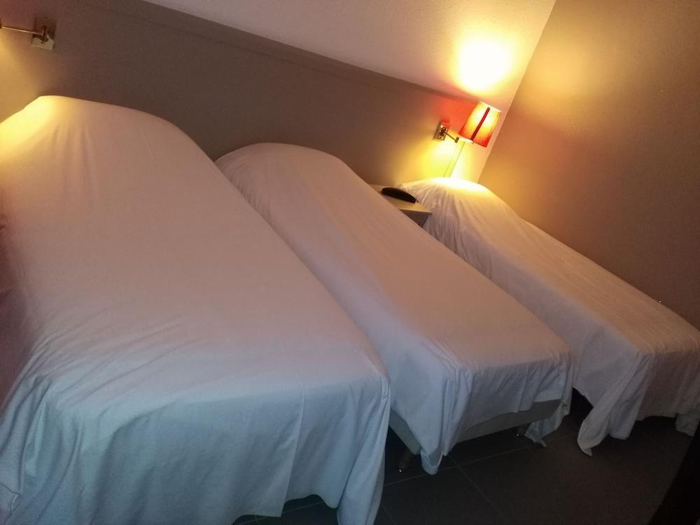 Hotel Saint Roch Martigues Exterior foto